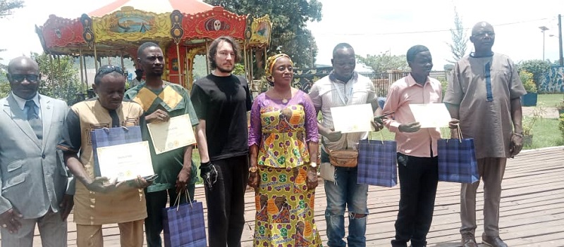 Centrafrique : Les lauréats du concours d’illustration des contes et recueils  artistiques primés par la maison culturelle Russe à Bangui