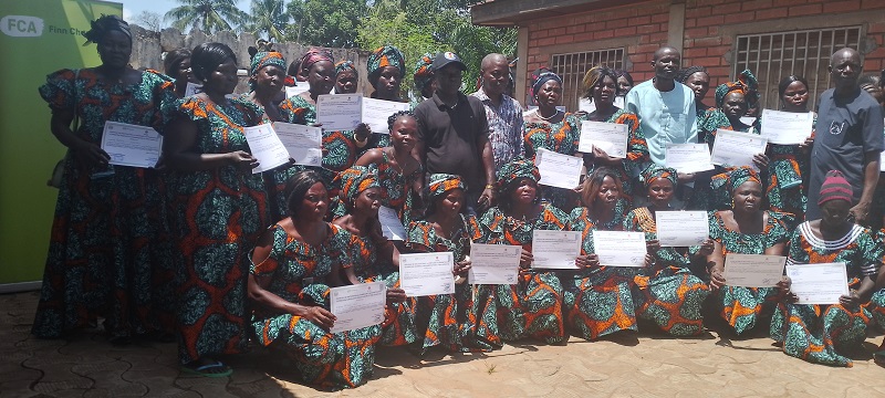 Centrafrique: 1000 personnes récipiendaires de Boeing et Landjia Mboko en reçu leurs parchemins après 5 mois d’apprentissage en alphabétisation