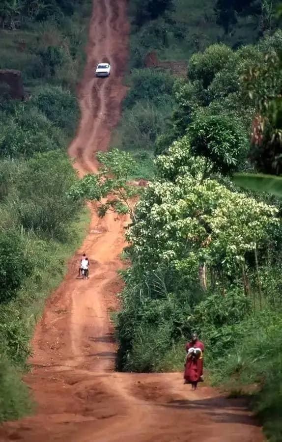 Centrafrique : La dégradation avancée de l’axe Berberati, Gamboula, Kenzo met en mal le bon  fonctionnement de la Douane